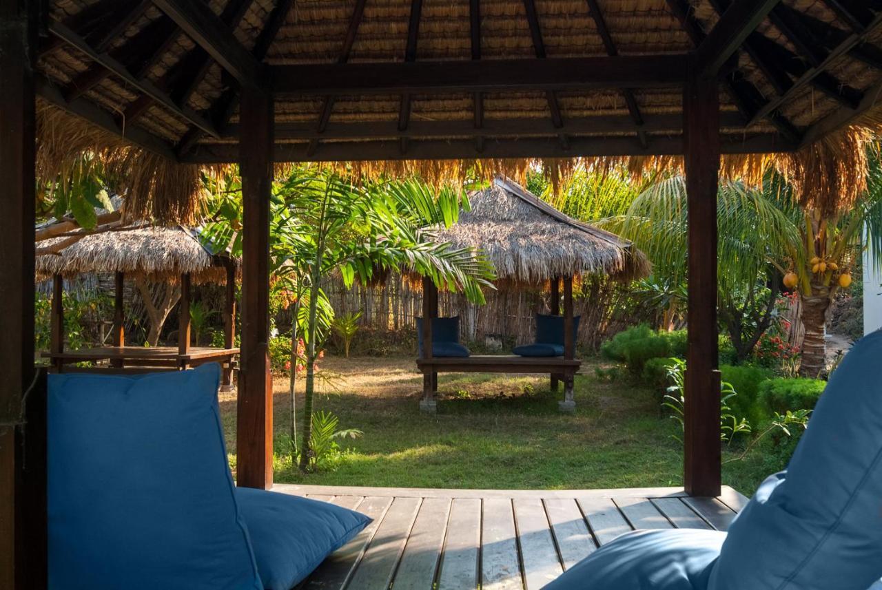 บลู มารีน รีสอร์ต Hotel กิลิไอร์ ภายนอก รูปภาพ